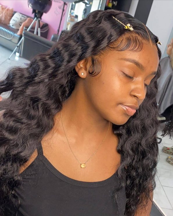 Wow, amazing curl. Very great hair. it came so fast. the seller had great communication & was very fast with the responses. Love it so much, will be buying again soon.