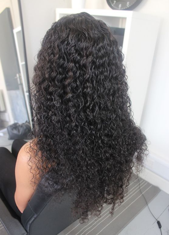I wanna tell you how much I love this curly hair, I will be purchasing more of this texture I'm so in love with this hair, very fast shipping, you guys make me so happy, thank you so much!
